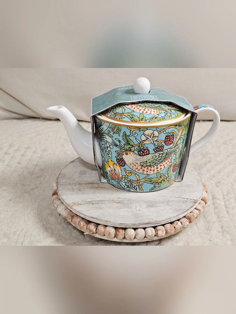 The Leonardo Collection William Morris Strawberry Thief Tea Pot Viral